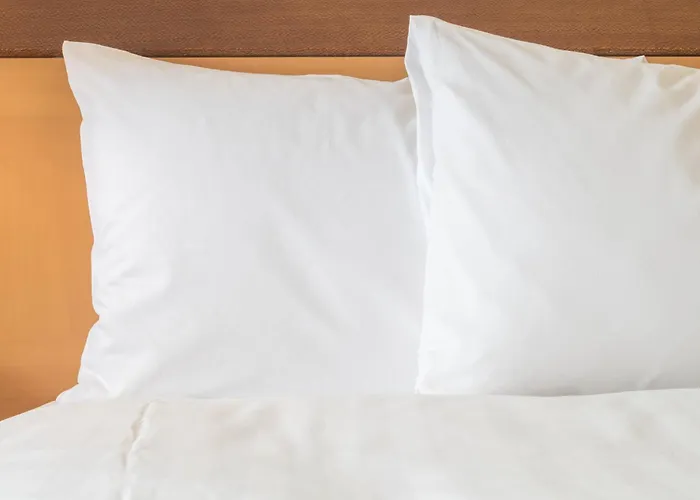 Garner - Forsyth By Ihg Hotel