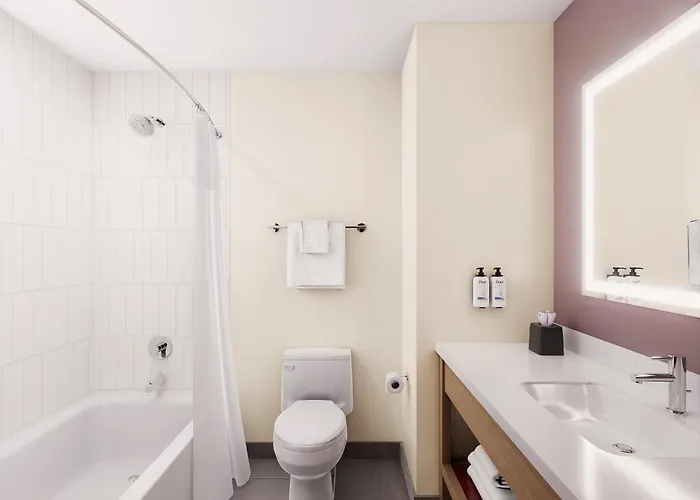 Hotel Garner - Forsyth By Ihg 3*